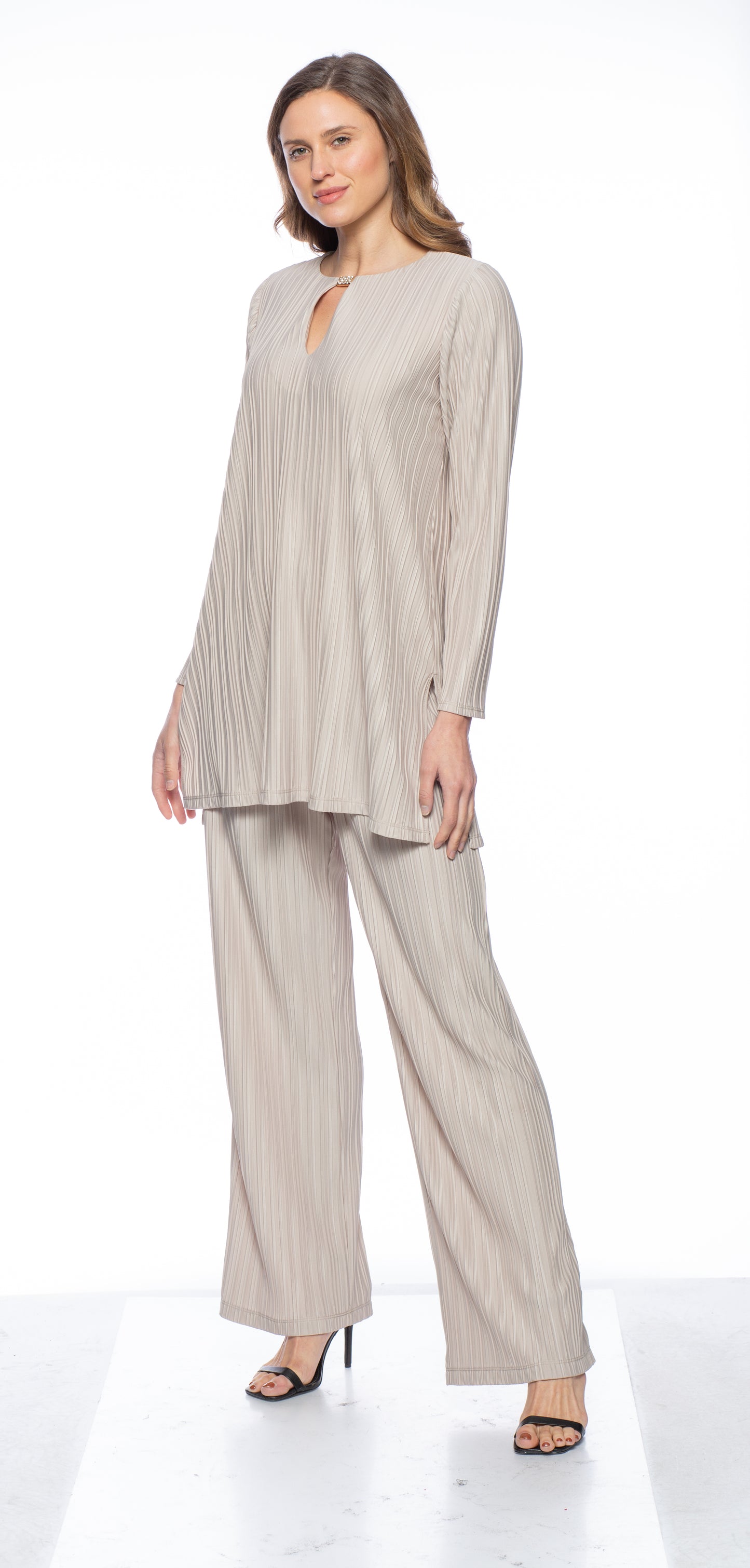 2PC KEYHOLE PANT SET PLEATED